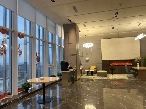Country Inn & Suites by Radisson，Urumqi International Airport high-speed railway station Hotel. Espaces publics Photos