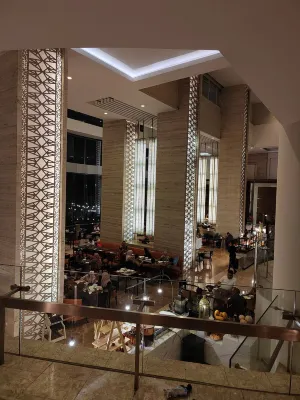 Nagoya Hill Hotel Batam Restauration Photos