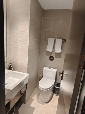 Homeinn Plus Hotel (Pingyao Ancient City North Gate Railway Station) Номера Photos