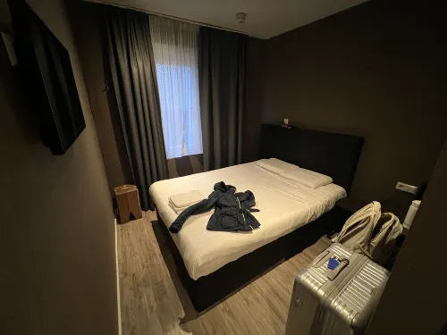 Hotel Manofa Camere Photos