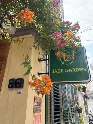 Jade Garden - Secret Courtyard in Saigon À proximité de l'hôtel Photos