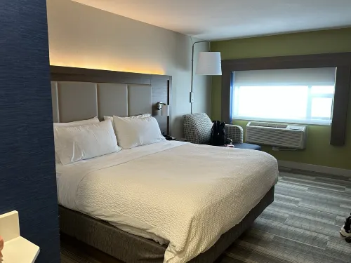 Holiday Inn Express Vancouver Airport-Richmond Photos