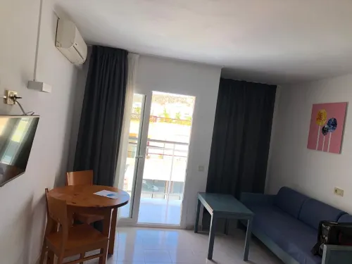 Hotel Apartamentos Vibra Central City - Adults Only Photos