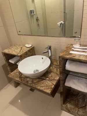Emperor Hotel Rooms Photos