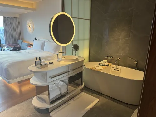 W Osaka Rooms Photos