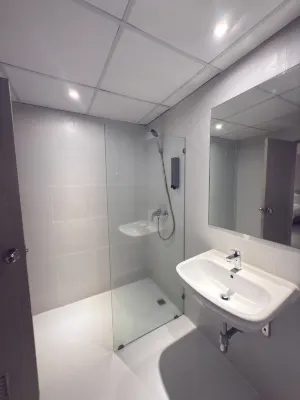 Prima House Pattaya Kamar Photos