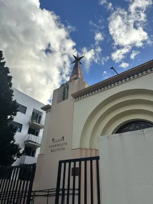 Vértice Sevilla Photos