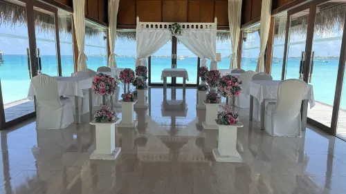 Angsana Velavaru – 20% off seaplane transfer & 2 free excursions - book & stay from Jun to Sep 2025 Espaces publics Photos