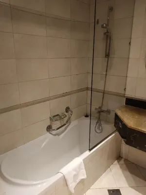 City Premiere Hotel Apartments - Dubai Rooms Photos
