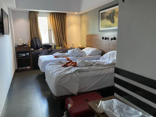 J4 Hotels Legian Kamar Photos