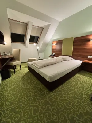 Achat Hotel Budapest Rooms Photos