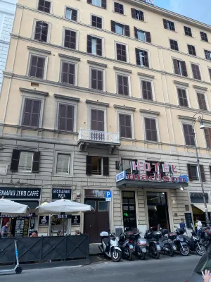 Madison Hotel Extérieur Photos