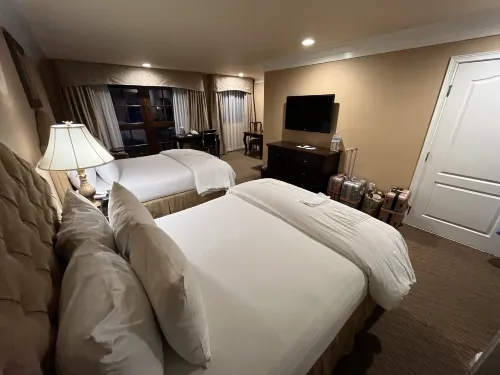 Best Western Plus Sunset Plaza Hotel Rooms Photos