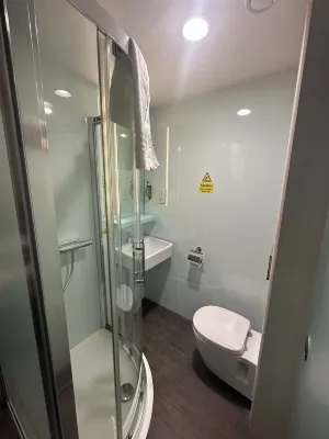 easyHotel Liverpool Rooms Photos