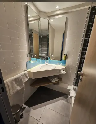 Holiday Inn Express Dusseldorf - City North Camere Photos