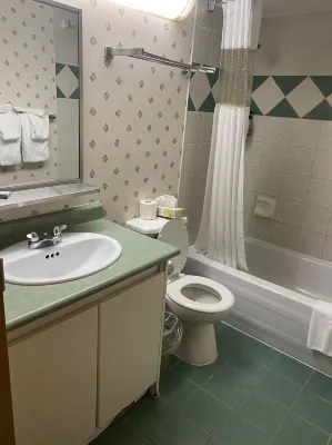 Harrison Lake Hotel Camere Photos
