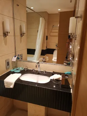 Le Meridien Cairo Airport Rooms Photos