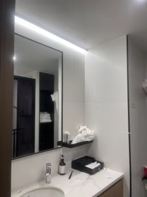 Langhui Executive Apartment (Shenzhen Nanshan Metro Station Raffles Square) Rooms Photos