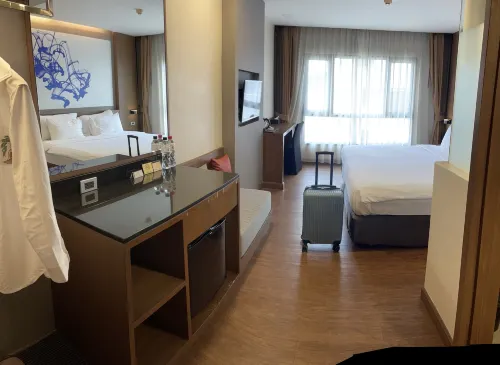 41 Suite Bangkok Zimmer Photos