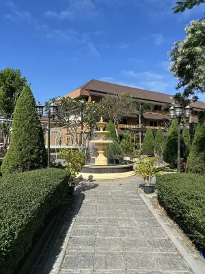 AU Place Hotel Photos