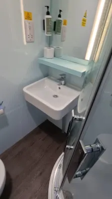 easyHotel Liverpool Rooms Photos