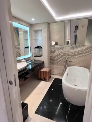Le Meridien Bali Jimbaran Kamar Photos