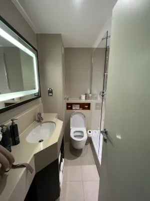 DoubleTree by Hilton London Ealing Rooms Photos