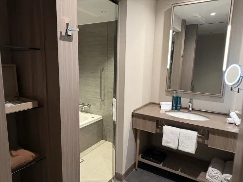 Hilton Hiroshima Chambres Photos