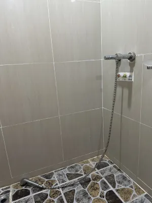 Patong Dynasty Royal Hotel Zimmer Photos