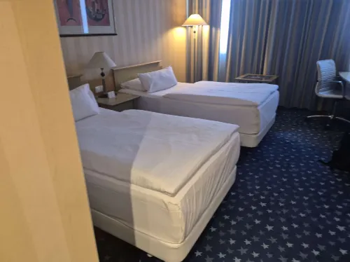 NH Danube City Rooms Photos