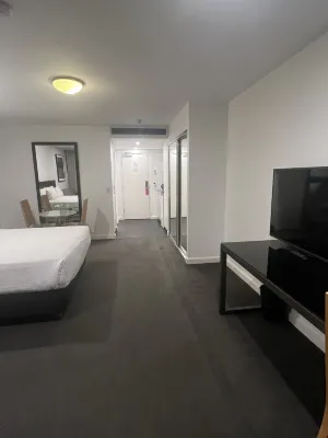 Adina Apartment Hotel Wollongong Rooms Photos