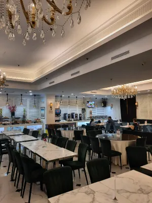 Village Hotel Bugis by Far East Hospitality Makanan Photos