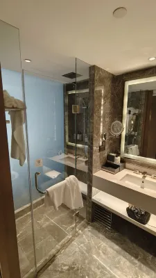 시안 다밍공 Novotel 호텔（룽서우위안지하철역） 객실 Photos