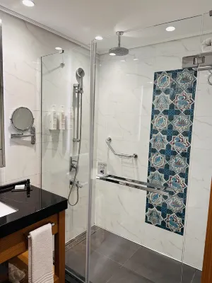 Delta Hotels Istanbul Levent Chambres Photos