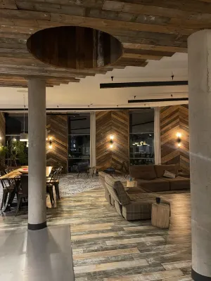 Urban Lodge Hotel الأماكن العامة Photos