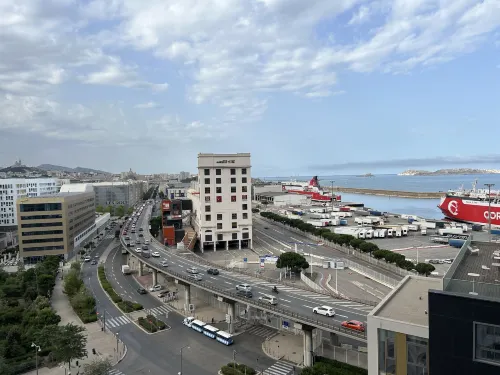 Odalys City Marseille Centre Euromed Рядом с отелем Photos