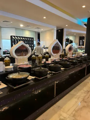 Sofitel Abu Dhabi Corniche Photos