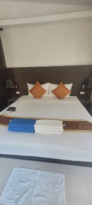 Golden Bay Cottage Kamar Photos