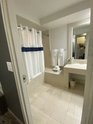 Atheneum Suite Hotel Rooms Photos