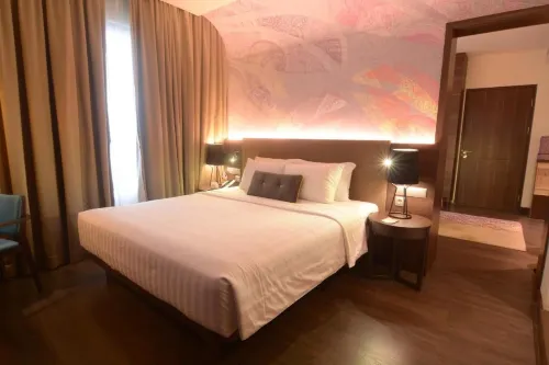 Mercure Hotel Karawang Kamar Photos
