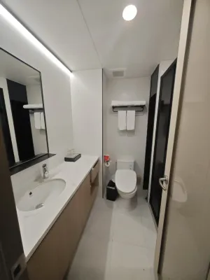 Langhui Executive Apartment (Shenzhen Nanshan Metro Station Raffles Square) Rooms Photos