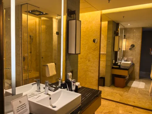Haikou Marriott Hotel Rooms Photos