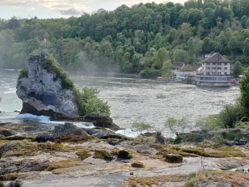 Hotel Rheinfall À proximité de l'hôtel Photos