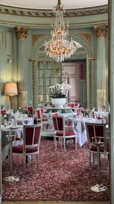 Chateau d'Artigny Photos