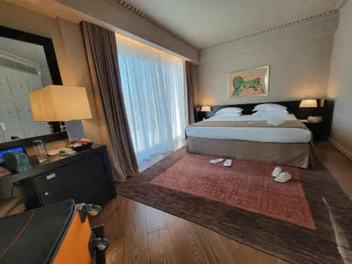 NJV Athens Plaza Camere Photos