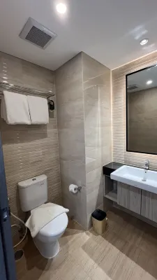 Royal Regantris Kuta  Kamar Photos