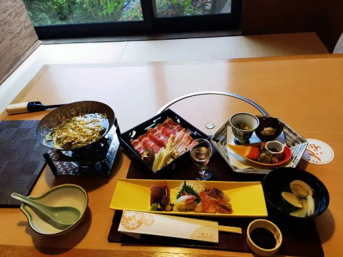 Kirishima Momijidani Seiryuso Restauration Photos
