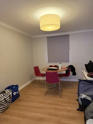 Premier Suites Reading Rooms Photos
