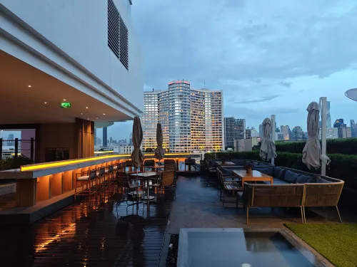 Millennium Hilton Bangkok Photos