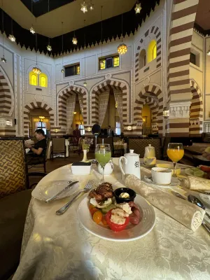 Grand Hyatt Abu Dhabi Hotel and Residence Emirates Pearl Dining Photos